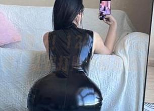 微密圈 – 免费送！120斤的小王同学的麻将写真，让你打牌也能拍出艺术感