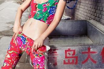 AISS爱丝(钻石版) – 陈雅漫，我的灰丝写真之旅，分享给你一点点异样的优雅～