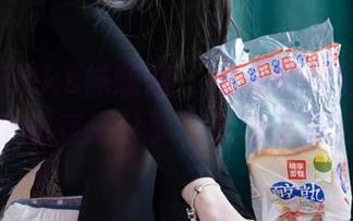 BoBoSocks袜啵啵 – 小沫的板鞋写真集！这带感的穿搭分享，真让人想立刻复制