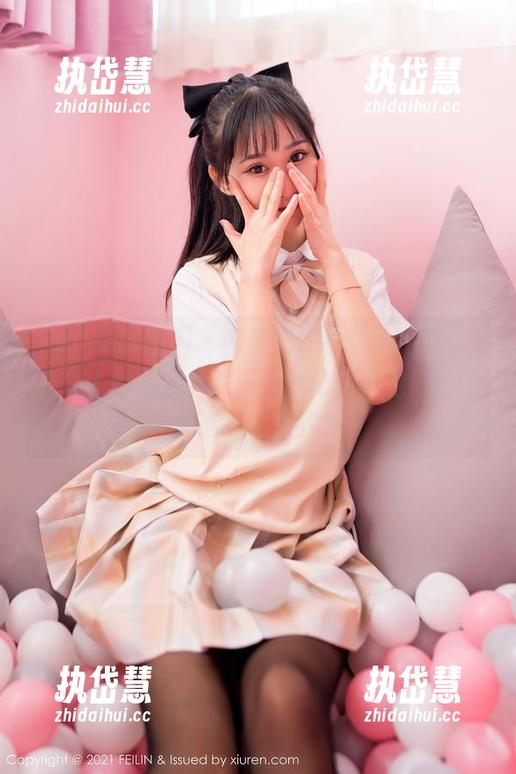 Feilin嗲囡囡-陈雅漫VICKY Feilin嗲囡囡 - 陈雅漫VICKY的图包,整个人都散发着女王的气场,你觉得会不会有加冕仪式?