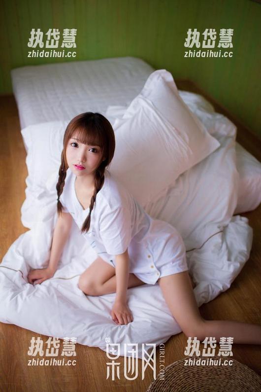 GIRLT果团网-周于希 GIRLT果团网 - 周于希图包:牛仔裤与我的‘战斗’,这是一场无穷无尽的约会!
