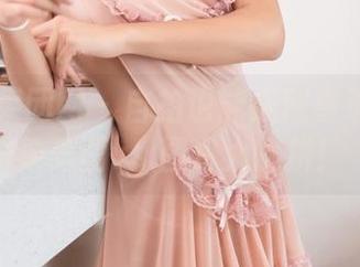 GIRLT果团网 – 自拍也能成就奇迹：周妍希美图vs.图包大比拼！