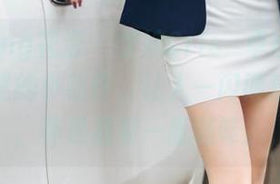 HuaYang花漾 – 学妹Cris_卓娅祺在高清画面里的小动作，让人一闪而过的青涩，真是别有一番滋味。