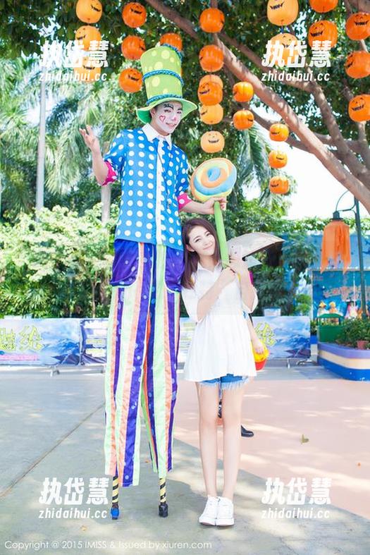 IMiss爱蜜社-莉娜lena IMiss爱蜜社 - 脸不见,心知晓:在线品味莉娜lena的“独特”自拍作品!