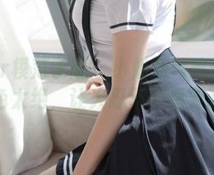 MFStar模范学院 – 小奶瓶呜呜的黑色写真，配色太绝，让人忍不住想要调色盘！