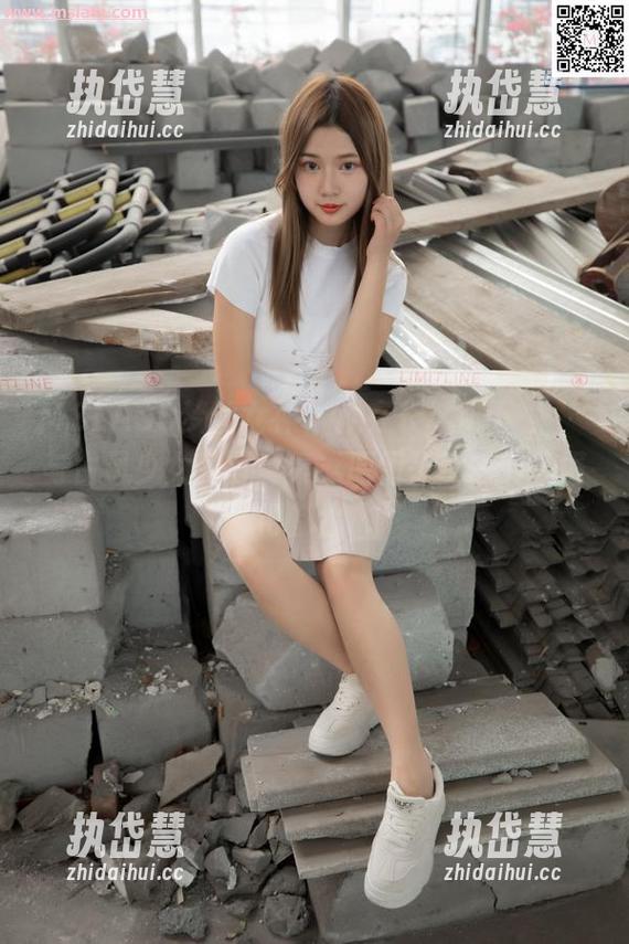 MSLASS梦丝女神 - 就在长城脚下，玥玥与古风少女的写真集，原图了解一下，懂得都懂...