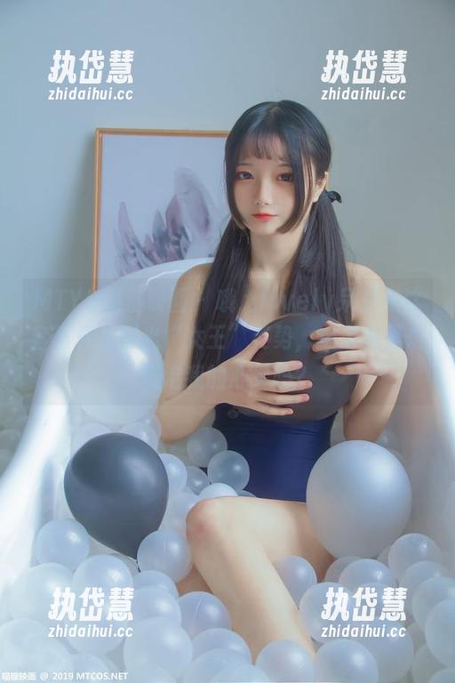 MTYH喵糖映画-lovely呆玄 MTYH喵糖映画 - 哦,lovely呆玄在这套写真里摆出“女王”姿势,难道她是来统治我的心灵吗?
