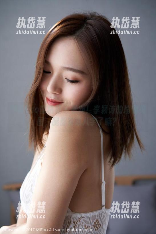 MiiTao蜜桃社 - 最新！李颖诗的瑜伽美图，腿都夹成八字了嘛？