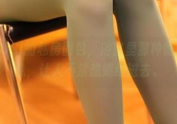 看ROSI的私房图包，浴室里那种慵懒气息，让人不禁想蜷缩进去。