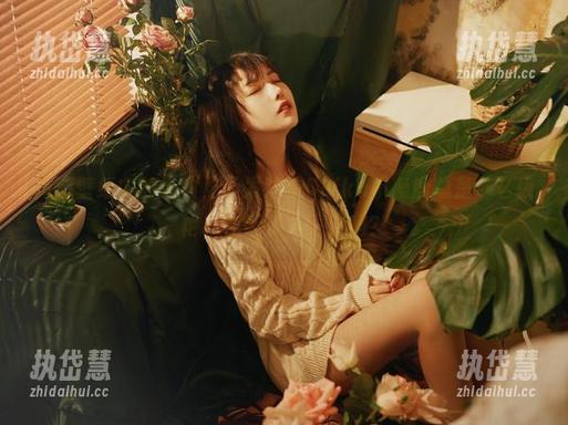 高清壁纸中的经典，长发姑娘Shika小鹿鹿总是那么惊艳，你不想来一张吗？