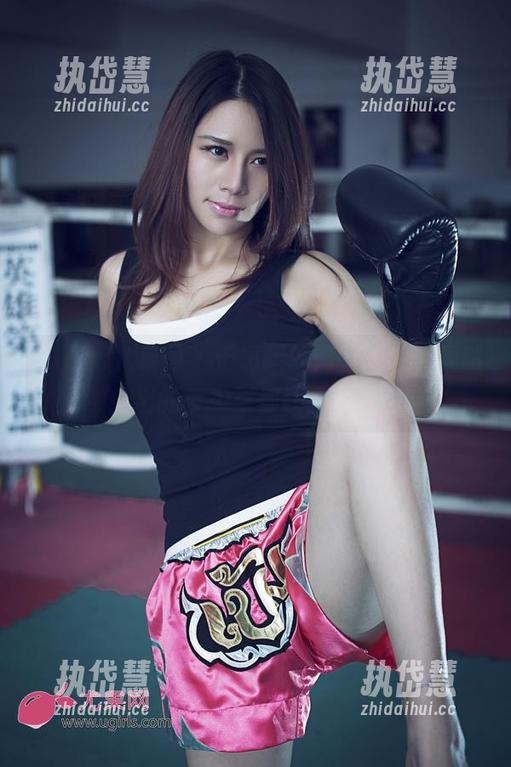 UGirls尤果网-于思琪 UGirls尤果网 - 于思琪的肉丝精选,果然拍出的每一张都让人想多想