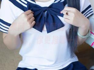 UGirls尤果网 – 景思晴的空姐作品,原图与写真,你更推哪一款?