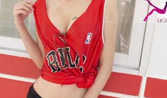 UGirls尤果网 – 透过高清镜头，见证王幼贞的在线“女神”变形记