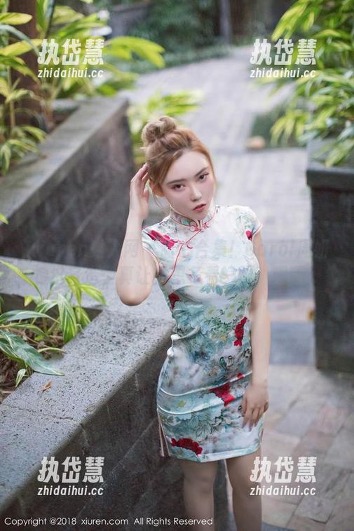 Xiuren秀人网-Carol周妍希 Xiuren秀人网 - 甜心合集!Carol周妍希这身造型真让人想多看一眼,嘿嘿。