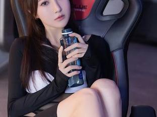 Xiuren秀人网 – 无圣光的白衬衫，作品闪烁着Dreamy小乔的真性情。