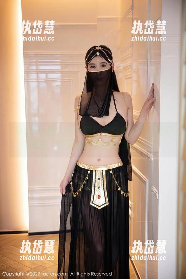 Xiuren秀人网-大美媚京 Xiuren秀人网 - 嗖!大美媚京的原图户外造型,高清到连我都想出去转转。