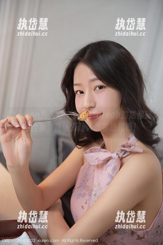 Xiuren秀人网 - 安然Maleah的成都旅拍合集，高清到让人想塞进相框！