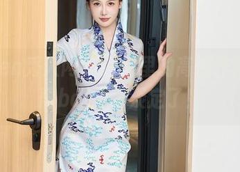 Xiuren秀人网 – 教室里的高清作品，小雨baby不淡定了！