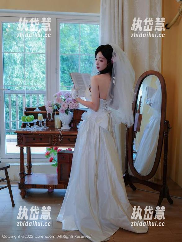 Xiuren秀人网-就是阿朱啊 Xiuren秀人网 - 就是阿朱啊的私房丝袜写真:有了它,腿短也不怕!(或许…)