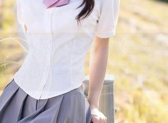 Xiuren秀人网 – 正在会议室思考，欧阳若依无圣光秘书写真，肢体语言好有趣。