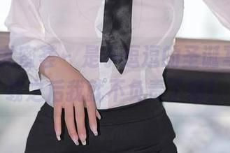 YouMi尤蜜荟 – 是小逗逗的圣诞写真，下载之后我就不负责了哦！