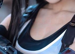 一图胜千言，aqua水淼的裤里丝写真让人留连！