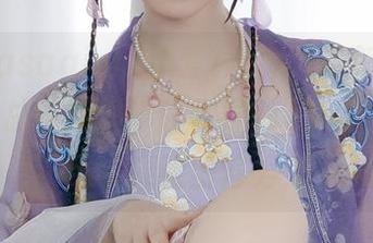 这就是asagiriai(爱ちゃん)最新的瑜伽，难怪总说她是“瑜伽导师”，原来从背影就能看出修为！