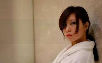 pans – 关注折折！看她如何把内衣演绎得却像不穿一样的轻松？
