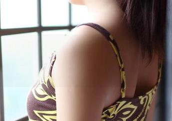 rosi – 恋恋的睡衣图集，藏着谁的梦游记？