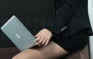 丽柜 – 安娜和双生花丽莲，图包的每一张都是在低语…你听得到吗？