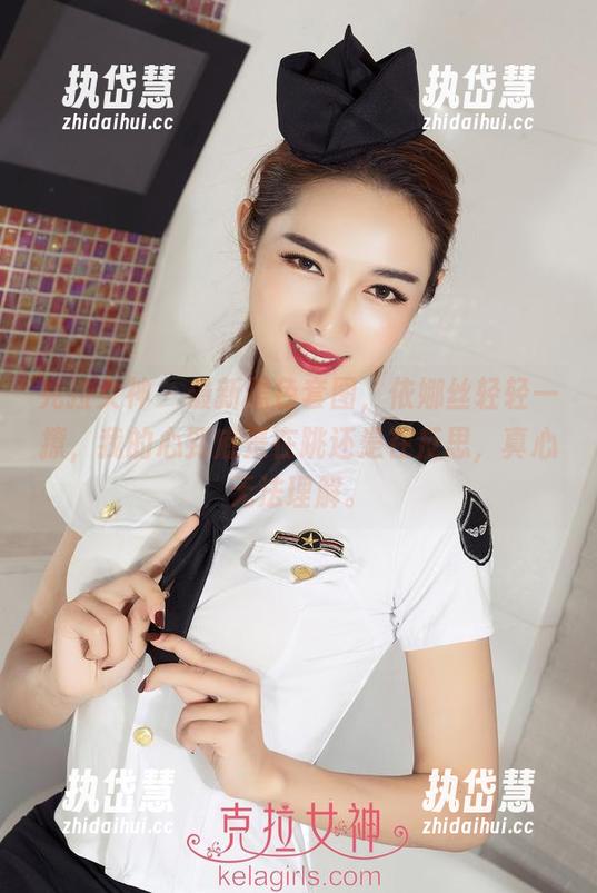 克拉女神 - 最新黑色套图，依娜丝轻轻一撩，我的心到底是在跳还是在反思，真心无法理解。
