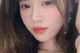 千反田鹿子的私房图片，双马尾该不会是她的魔法武器吧？