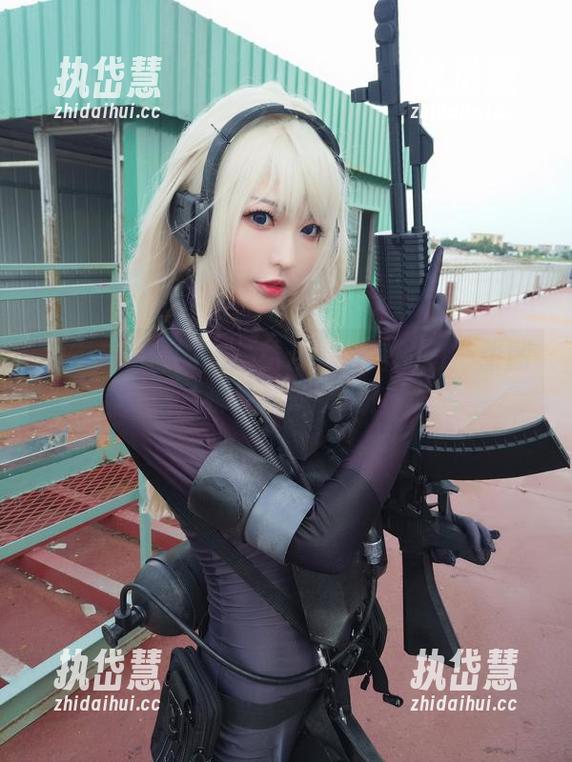 睡衣与cos的完美结合：南宫的每一张图片都让我想赞叹！