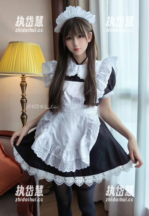 黑白配：发条少女yoki的作品，从头到脚都“无色”！