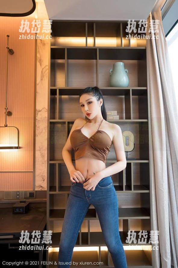 嗲囡囡 - 江念鱼户外写真集：不愧是我姑娘，个性张扬，跟大自然俏皮打招呼！