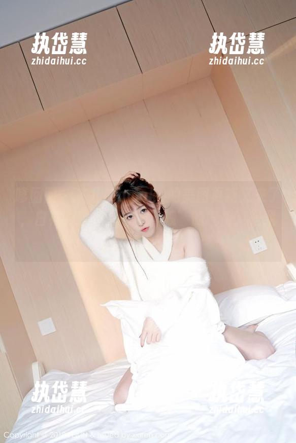 嗲囡囡-芷儿Momoko 嗲囡囡 - 芷儿Momoko的美图更新又来了,白衬衫穿出了一种“拽”的气质,是我太多想象了吗?