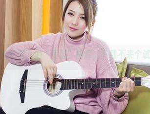 头条女神 – 幻雪儿的“美脚”图库，下载不来个试试看吗？