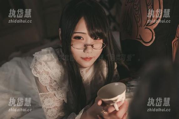 嫣嫣子 嫣嫣子奶牛套图,生动诠释“另类可爱”。
