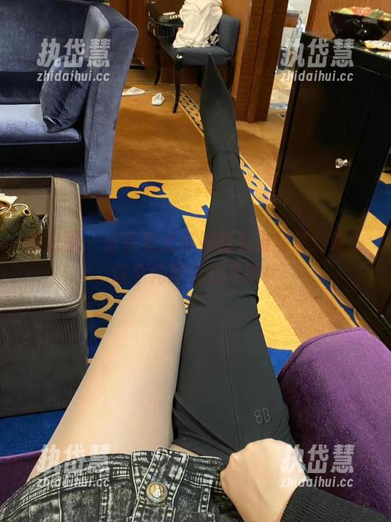 宸大小姐 微密圈 - 分享宸大小姐的女友写真:唉,这个角度真心不错!