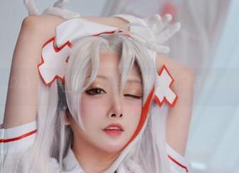 念念_D的黑丝写真合集，绝对是甜蜜又含蓄的诱惑。
