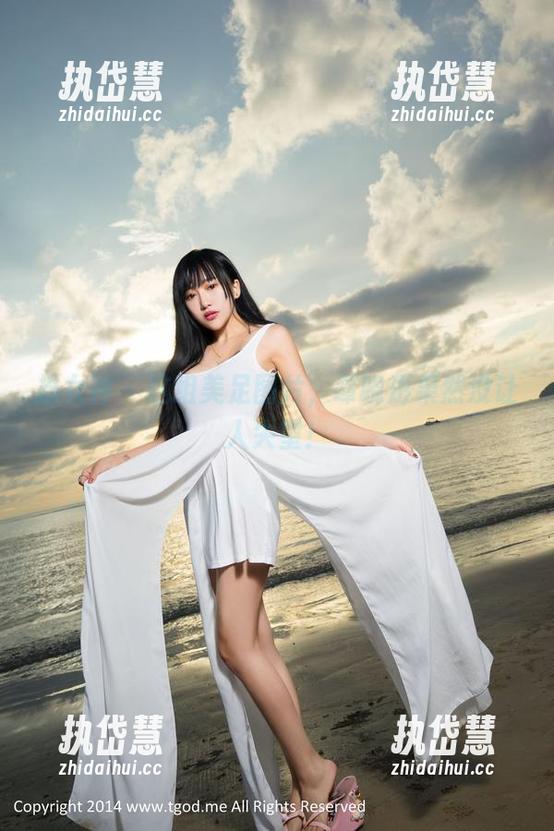 推女神 - 这组美足图片，谭晓彤果然没让人失望！