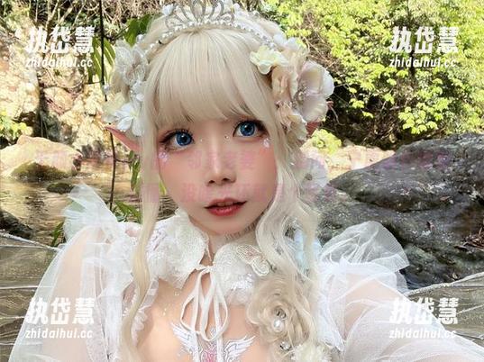 无颜小天使wy的“邻家老婆”：别问，宁愿明白啥也别懂，没啥光环就是个写真。