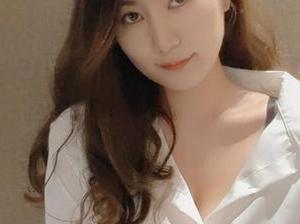 精选星澜是澜澜叫澜妹呀校服图包：青春的叛逆和乖巧同在