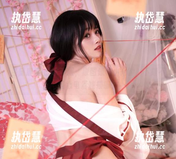 星黛鹿鹿i的水手服，原图像个小闹钟，下载不担心电量减损嘛？