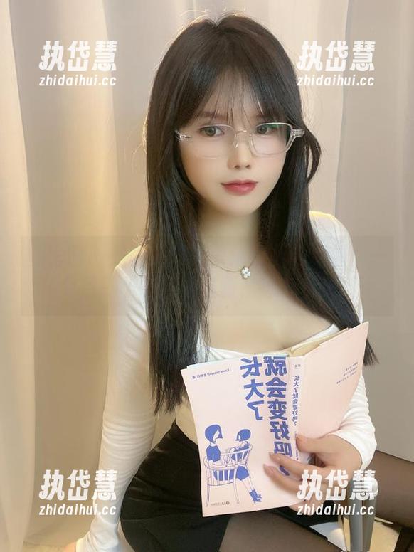 微密圈 - 是可馨耶图集：给我一颗星、一个月亮和一波好资源，啥都不缺！