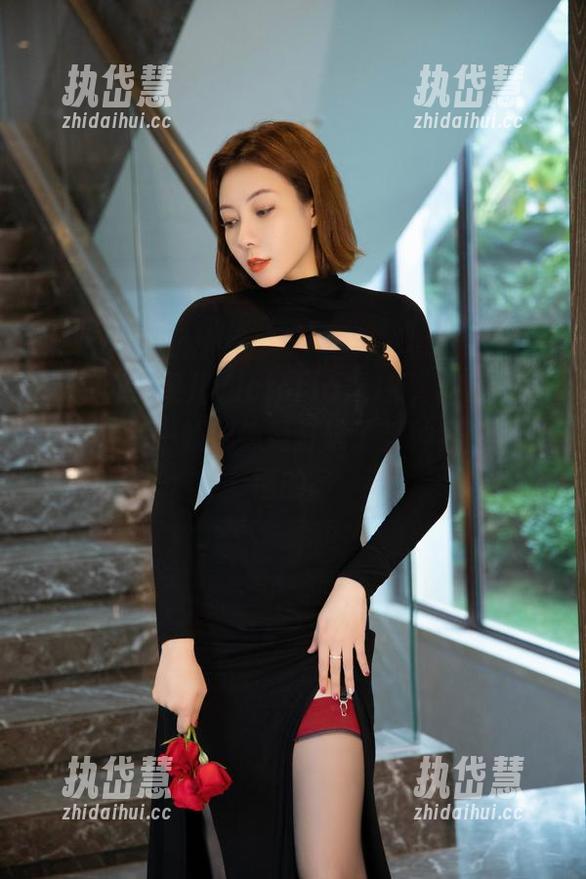果儿Victoria 微密圈 - 果儿Victoria之JK,图集没圣光,但每一帧都像是打破了某种界限,你懂的。