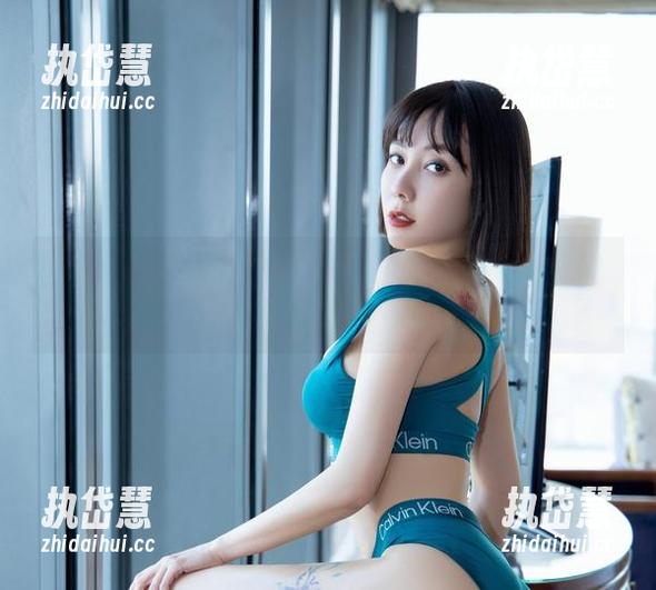 微密圈 - 果儿Victoria的制服，真是要脸也要图的无圣光秀！