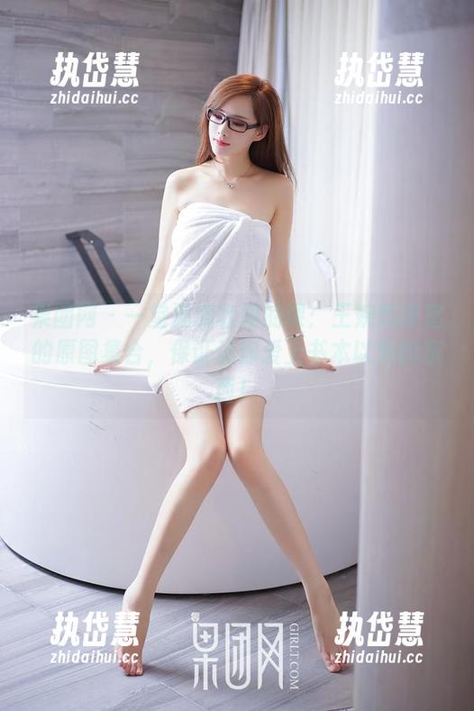 果团网 - 一堂波澜壮阔的课：王婉悠教室的原图集合，保证让你爱上书本以外的东西！