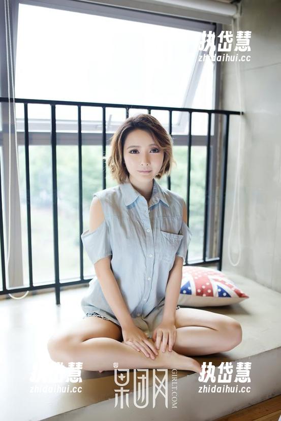 果团网-王语纯 果团网 - 王语纯的油亮全套,光滑得仿佛要滴出水来!
