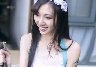 果团网 – 哪里来的灵感？黄歆苑的裸足合集，奇妙的图片，哈哈